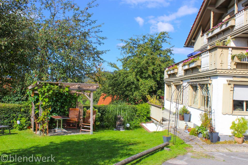 Haus Leutner Hotel โบเดนไมส์ ภายนอก รูปภาพ